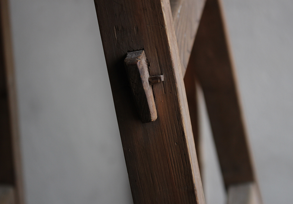 古い木製のはしご・脚立 棚脚として | ｜古家具、古民具、民藝、和食器 
